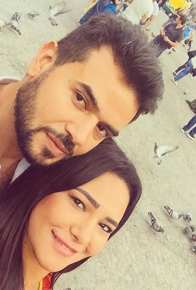 ساموزين وزوجته