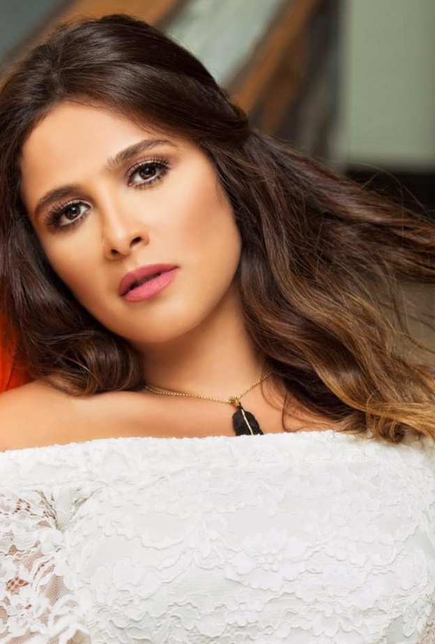 ياسمين عبدالعزيز