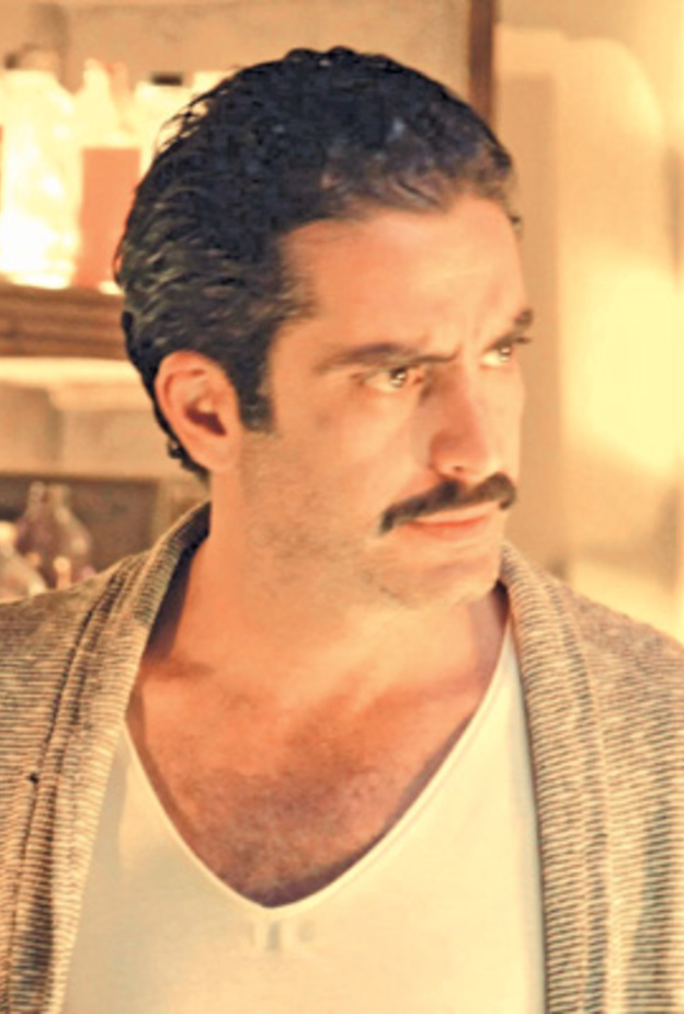 تجمعه صداقة قوية بامير كرارة