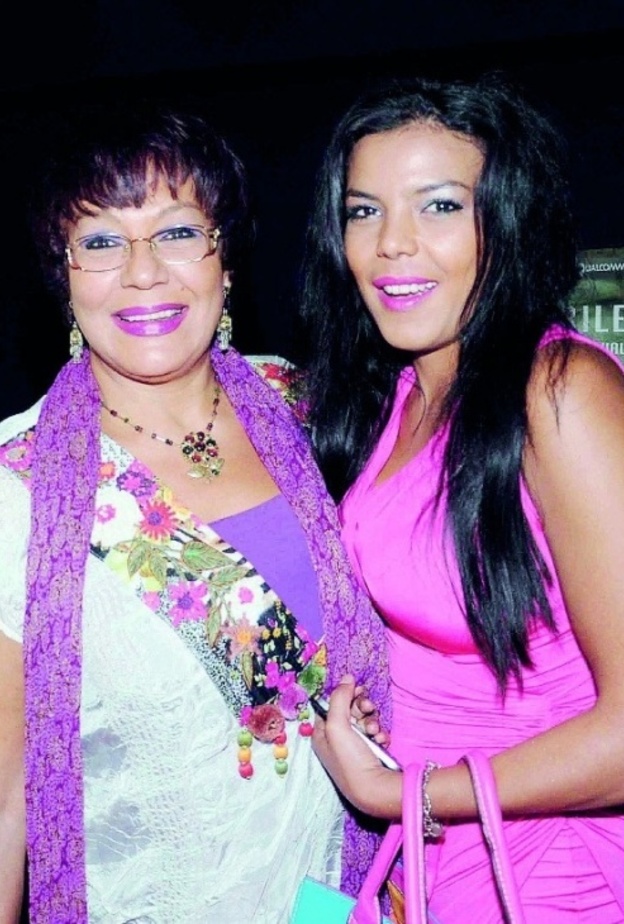 ناهد السباعى ووالدتها المنتجة ناهد فريد شوقى