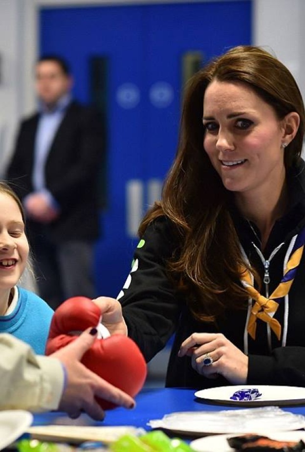 الدوقة كيت ميدلتون تمضي أمتع الأوقات في إحدى المدارس في لندن