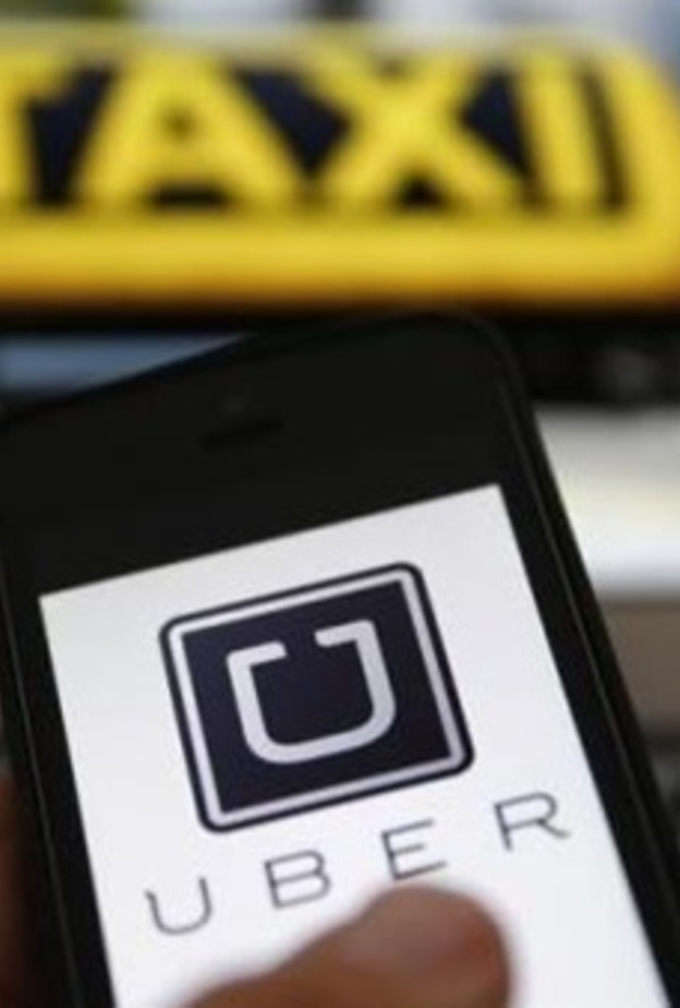 منع نقل ركاب المطارات بالسعودية عبر "أوبر وكريم"