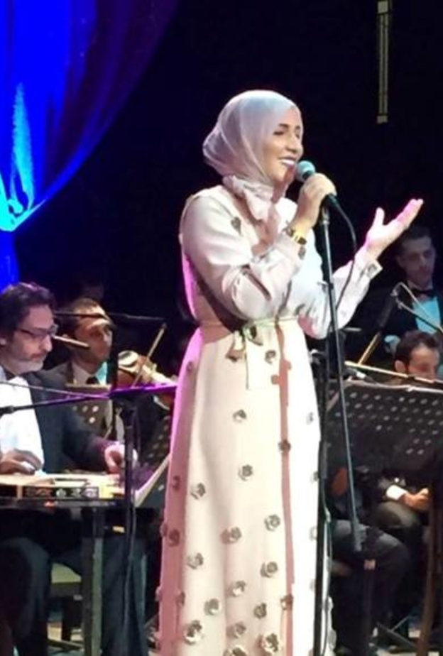 نداء شرارة في الاوبرا