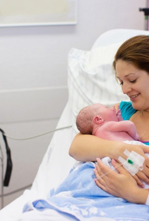 15 نصيحة للتعامل مع فترة النفاس بعد الولادة وما يجب عليك فعله