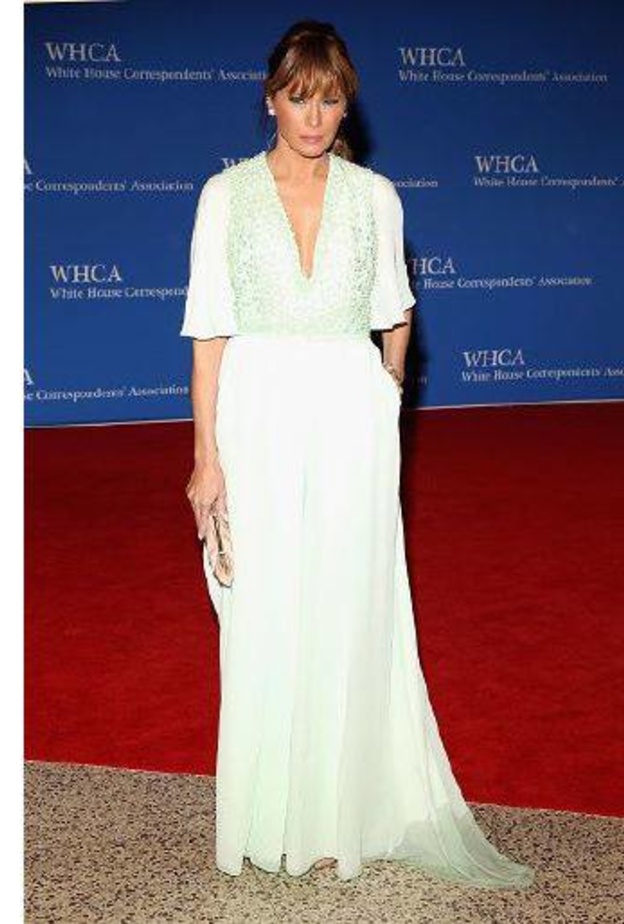 ميلانيا ترامب Melania Trump  بموضة فساتين السهرة الطويلة