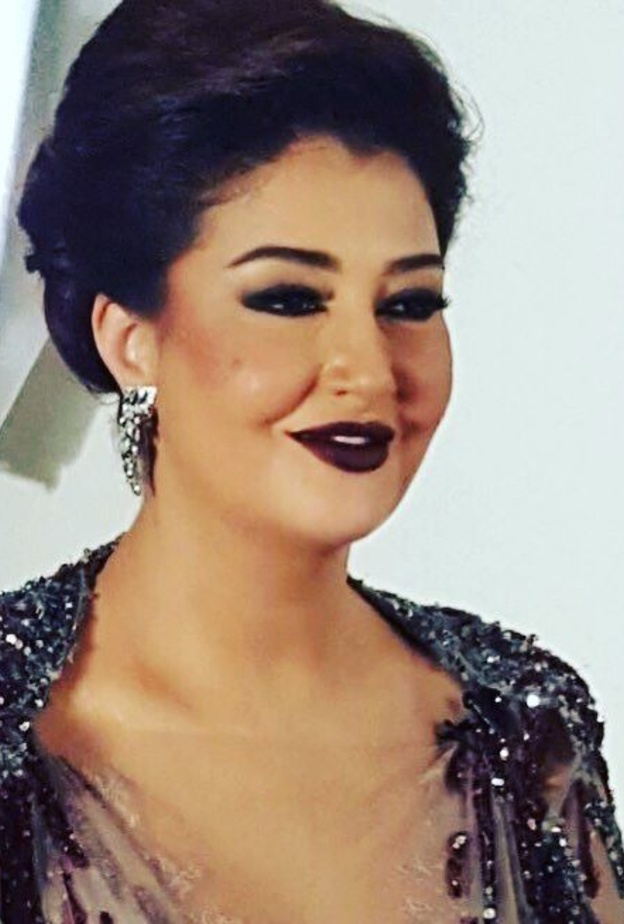 غادة عبد الرازق تقلق الجمهور