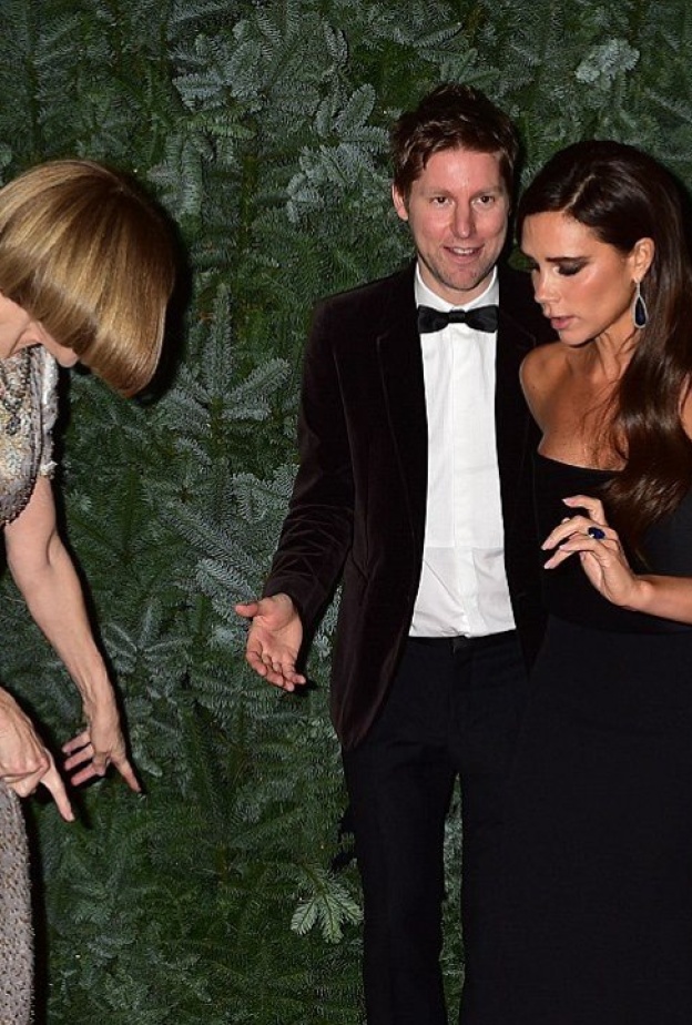 مالذي شغل نجوم الموضة في حفل Evening Standard Awards؟؟