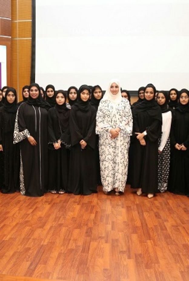 أبناء الإمارات ينطلقون إلى رحلات علمية واستكشافية لاكتساب مهارات العصر