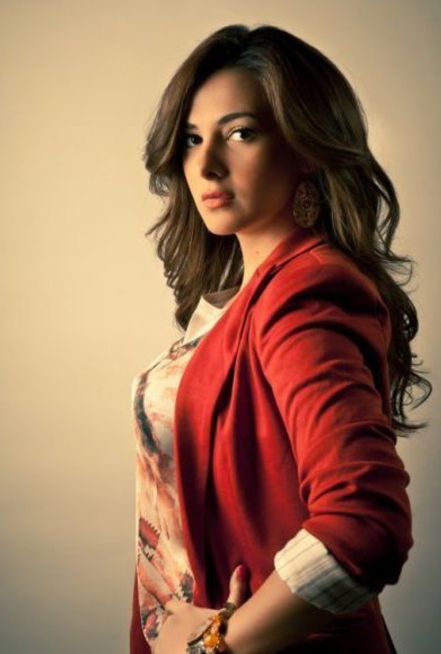 دنيا سمير غانم