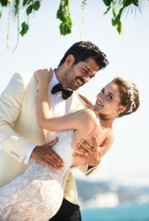 فهرية افجان وبوراك اوزجفيت