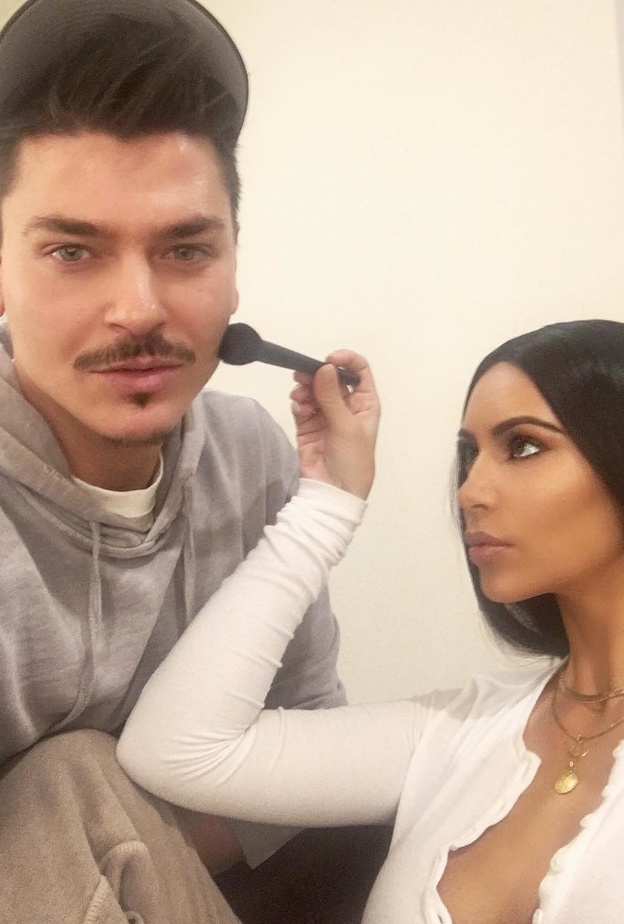 كيم كارداشيان في دبي