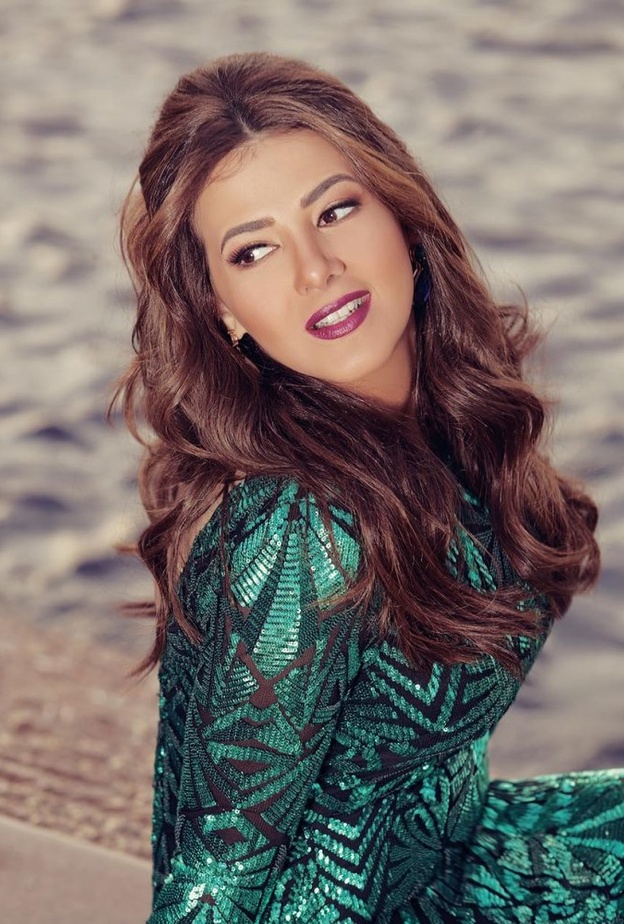 دنيا سمير غانم