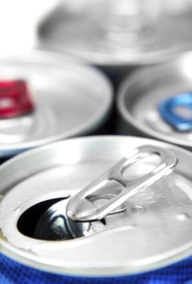 مدينة الملك فهد تحذر من خطورة تناول الأطفال مشروبات الطاقة