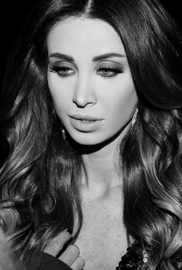 أنابيلا هلال