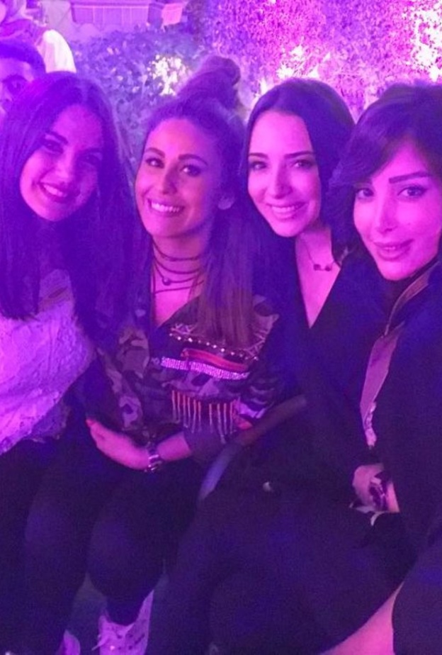 تامر حسني مفاجأة حفل وليد منصور 