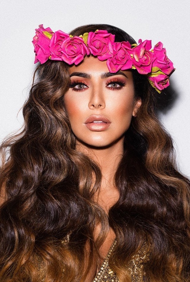 احصلي على مكياج عيون ناعم لرمضان.