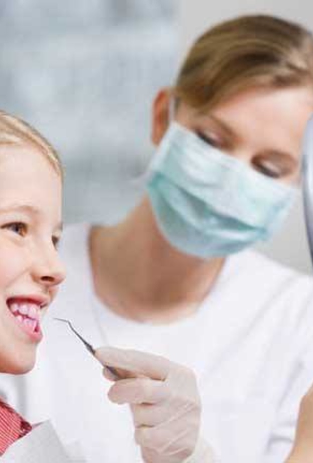 ضرورة الزيارة المنتظمة لطبيب الاسنان