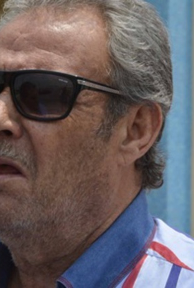 فاروق الفيشاوي