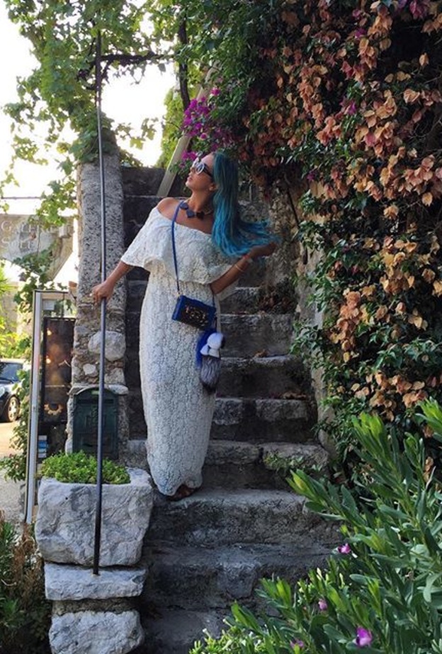 بالصور: إطلالات مميزة من "جويل" لتستوحي منها في العطلة