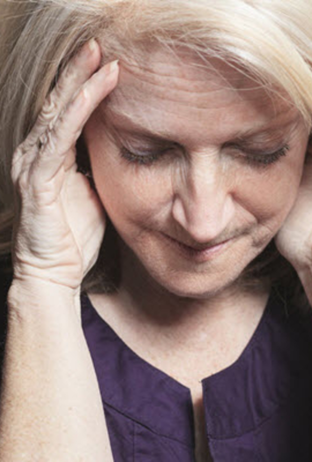 الإبتعاد عن تناول الاطعمة الغنية بالكولسترول بعد انقطاع الطمث المبكر