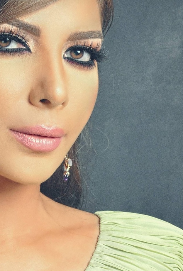 النجمة أصالة