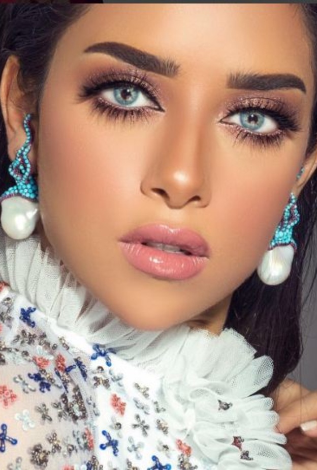 بلقيس ابهرت متابعيها باحدث جلسة تصوير لها