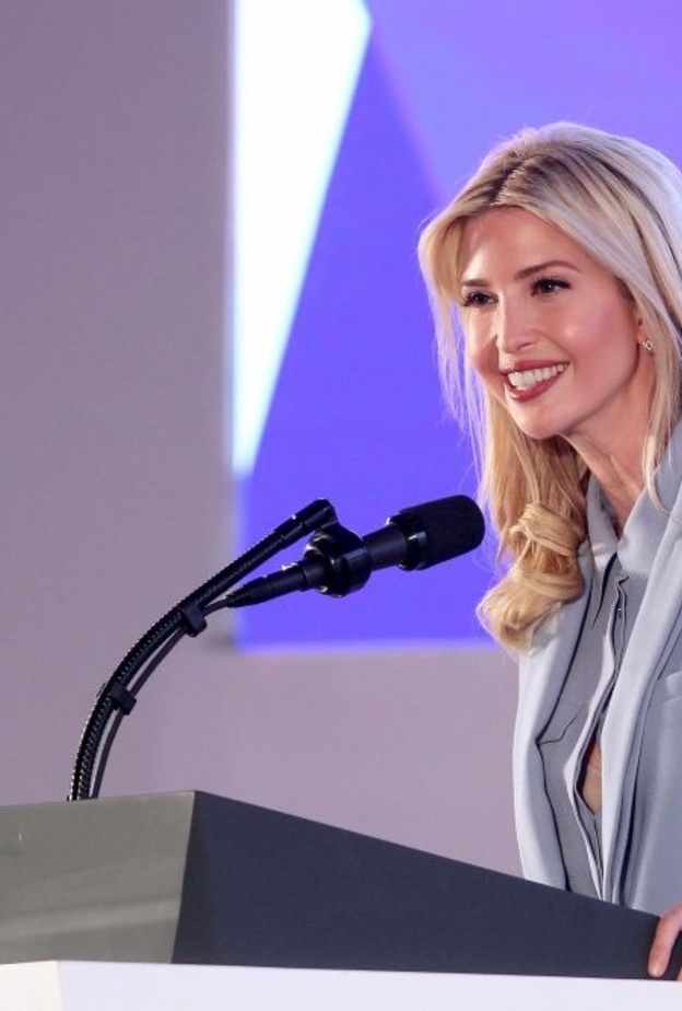  إيفانكا ترامب تلقي كلمة والدها أمام منتدى "مغردون"