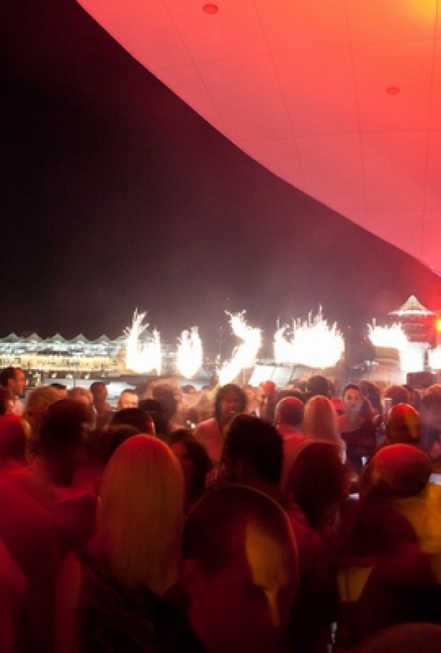 نادي  ألور  من  شيبرياني  يستضيف حفلات رائعة من وحي أعمال ملكة البوب مادونا 