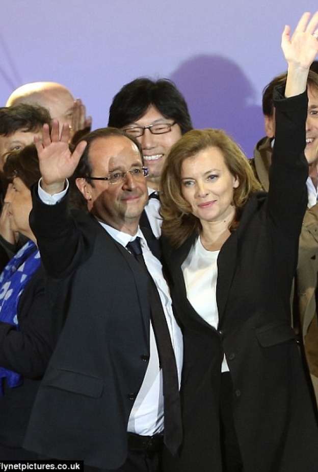 هل سيجعل هولاند صديقته  السيدة الأولى ؟  