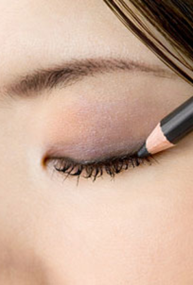 سحر جذّاب لعيونك