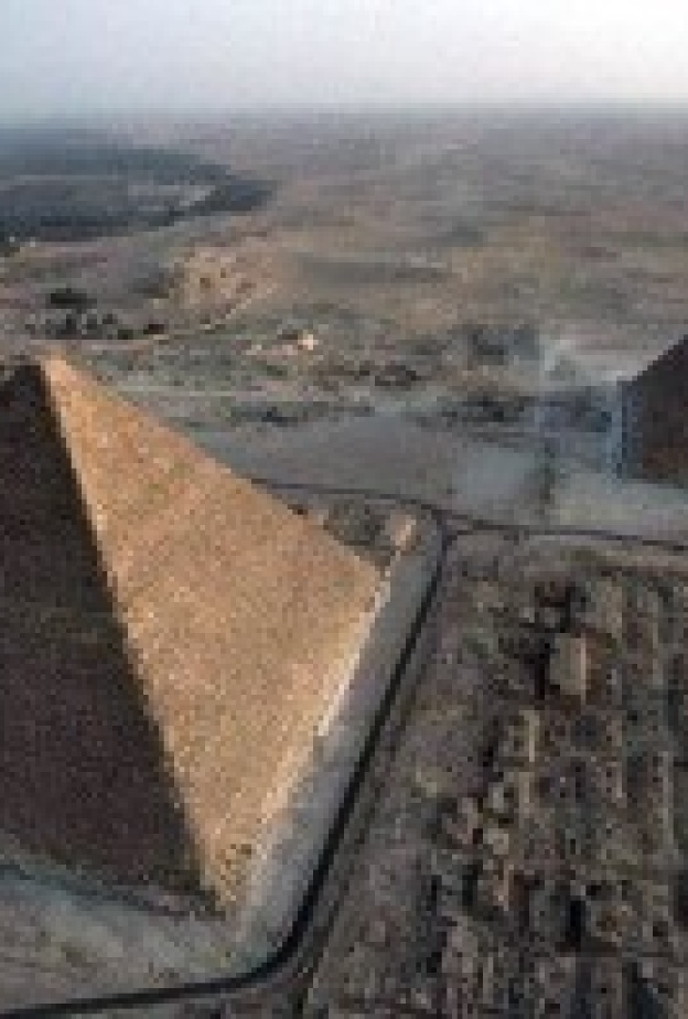 اكتشاف أهرامات محتملة جديدة في مصر 