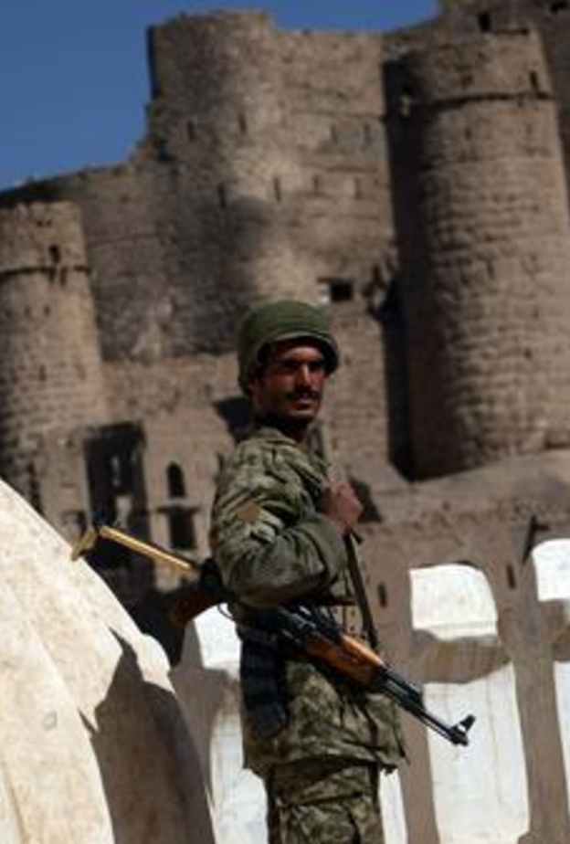 أكبر قلعة تاريخية في اليمن