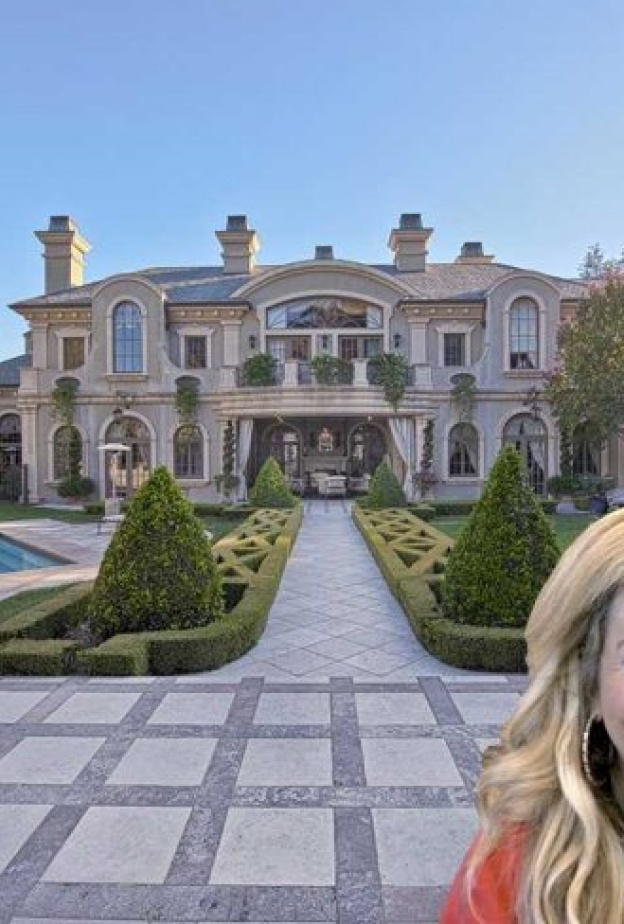 قصر أدريان معلوف