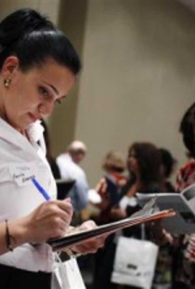 أفضل 10 مدن للأمهات العاملات في أميركا