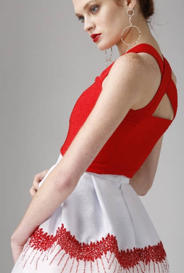 تصميمات رزان العزوني