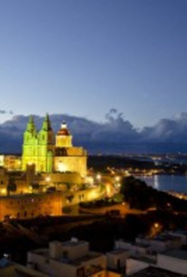 رحلة إلى جزيرة مالطا