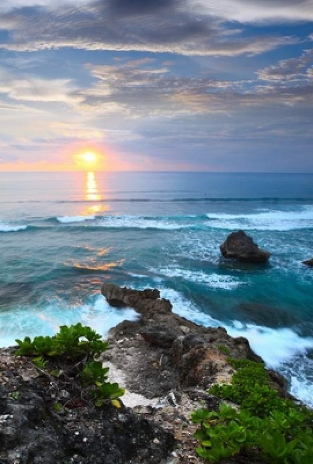 إندونيسيا سحر الطبيعة الخلابة