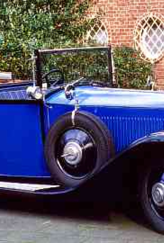 فخامة رولز رويس على قمة جبل سويسري