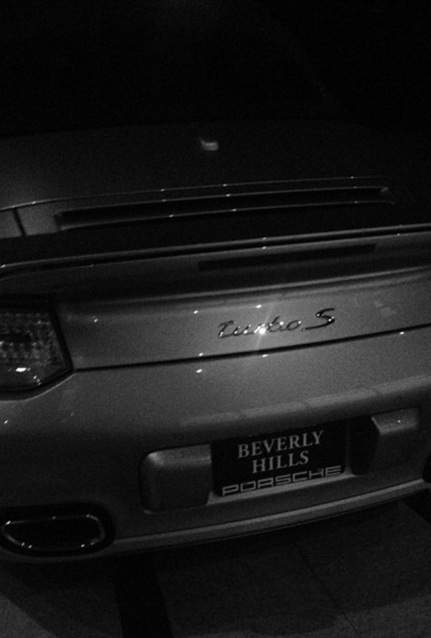 بورش هدية ريهانا