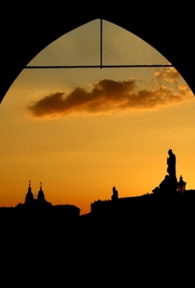 Silhoutte of Prague