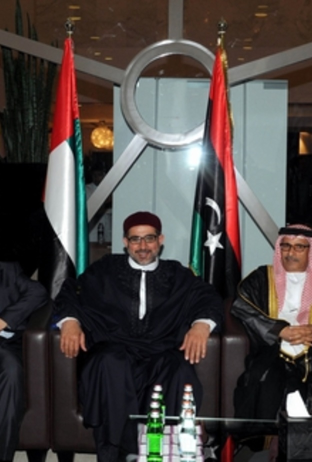 السفير الليبي يتوسط الهاملي والهيدان والزعابي