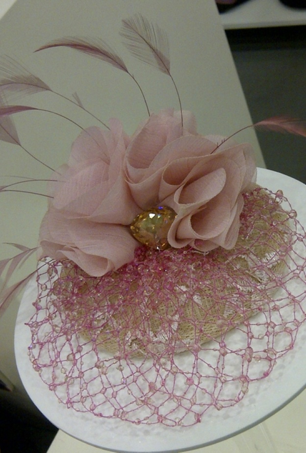 من تصميمات ساندرا دباغ