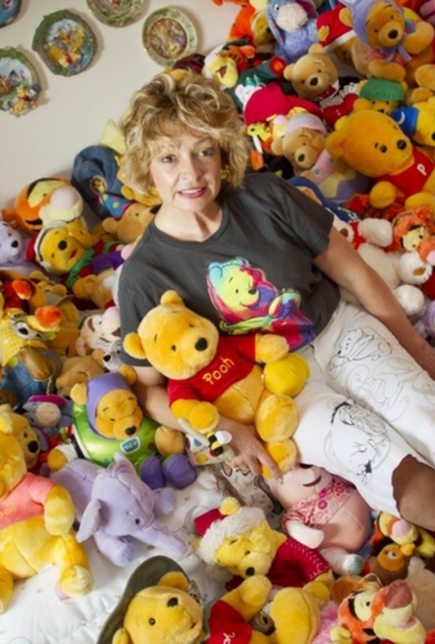 Deb Hoffmann المهووسة بتجميع ويني ذا بو