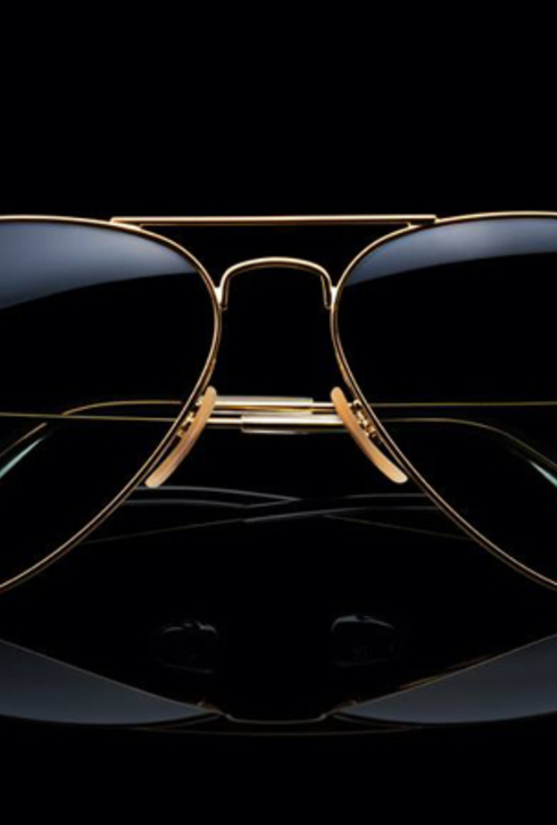 Rayban تطلق نظارات شمسية من الذهب