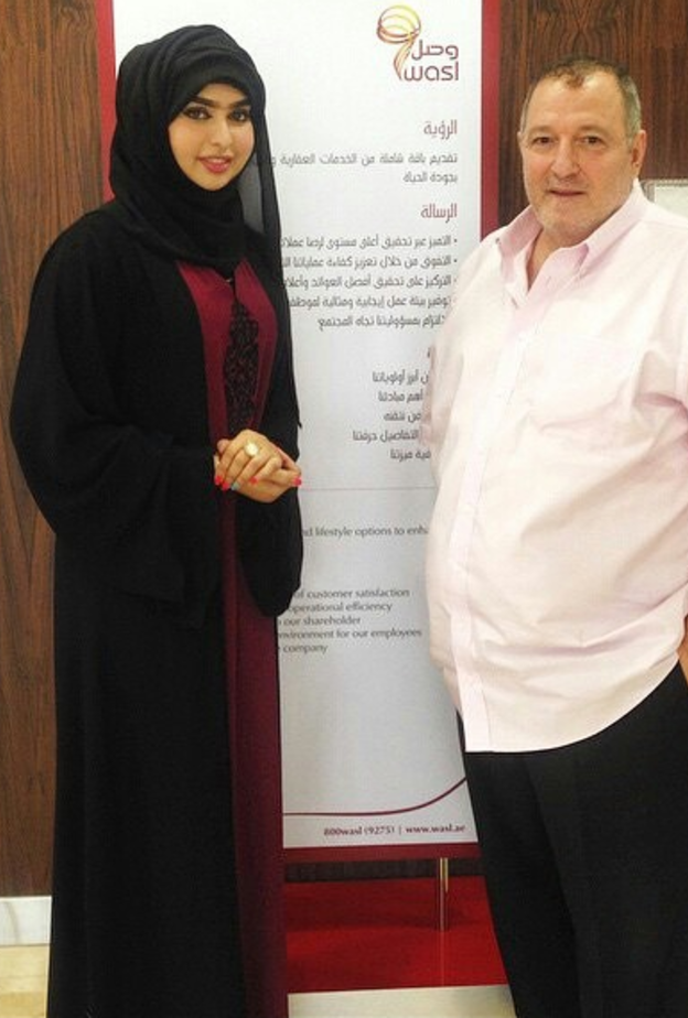 مع مدير التحرير محاور المشاهير عدنان الكاتب