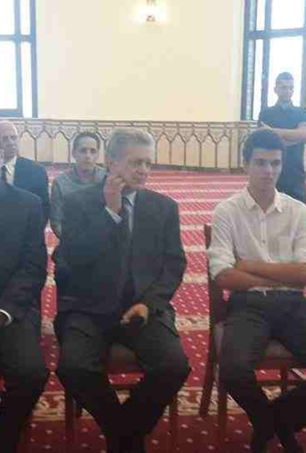 عمر الشريف – حسين فهمى- دلال عبد العزيز – جنازة – ميرفت أمين