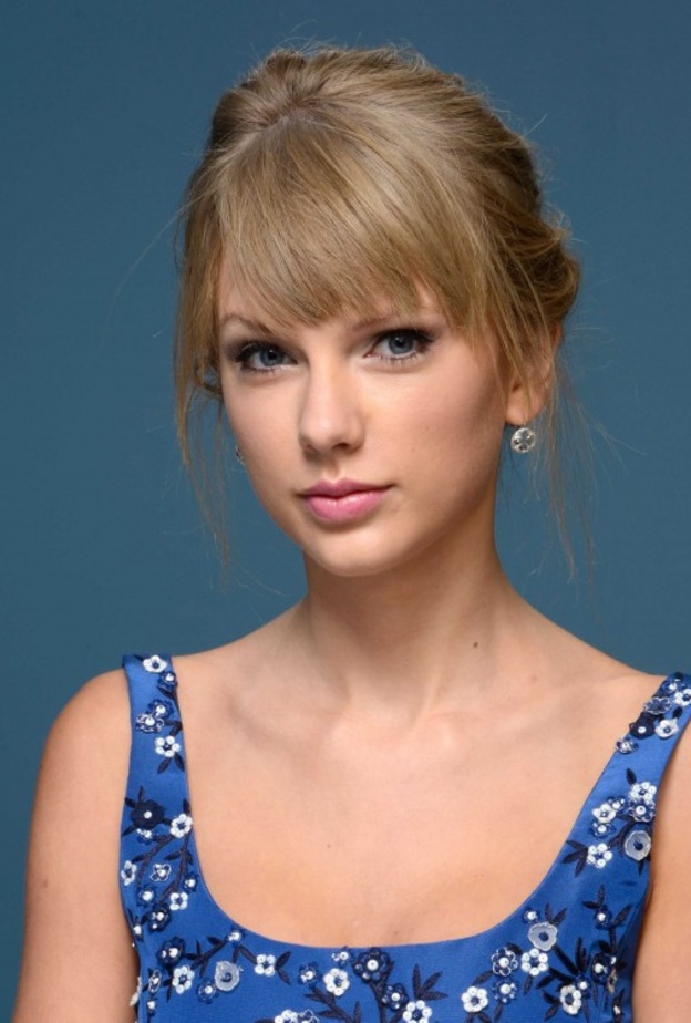 تايلور سويفت تتبرع بمبلغ 50 ألف دولار لمساعدة طفل صغير 