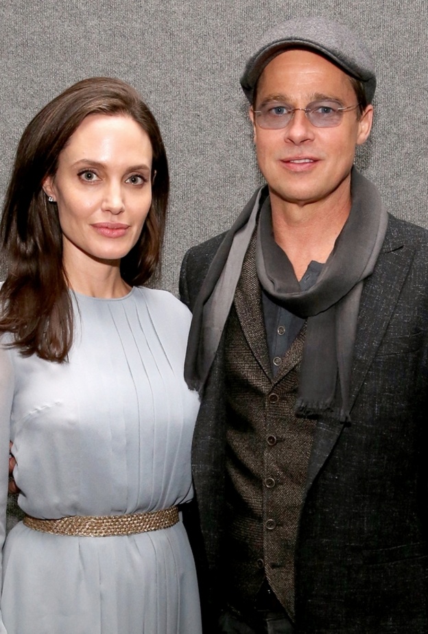  براد بيت يطالب زوجته بالتقليل من ساعات عملها خوفا من تدهور صحتها