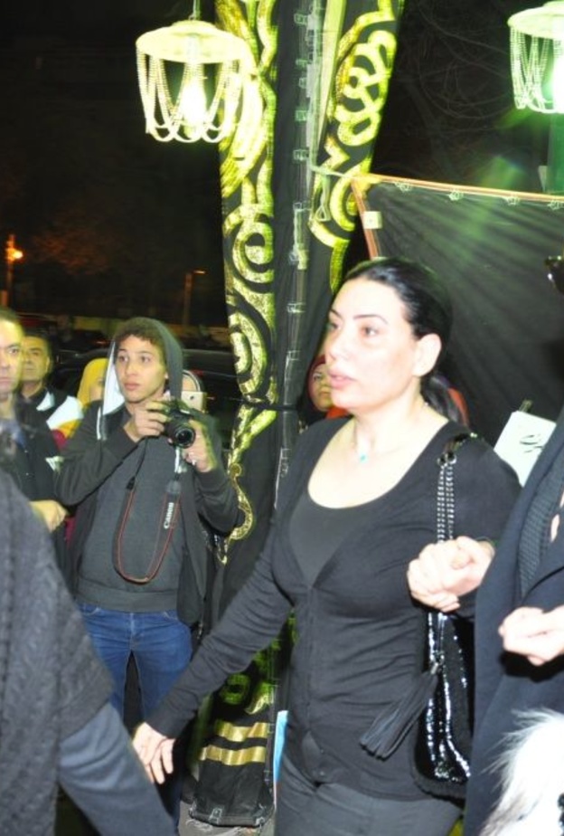 بالصور: نجمات الفن والإعلام في عزاء ممدوح عبد العليم