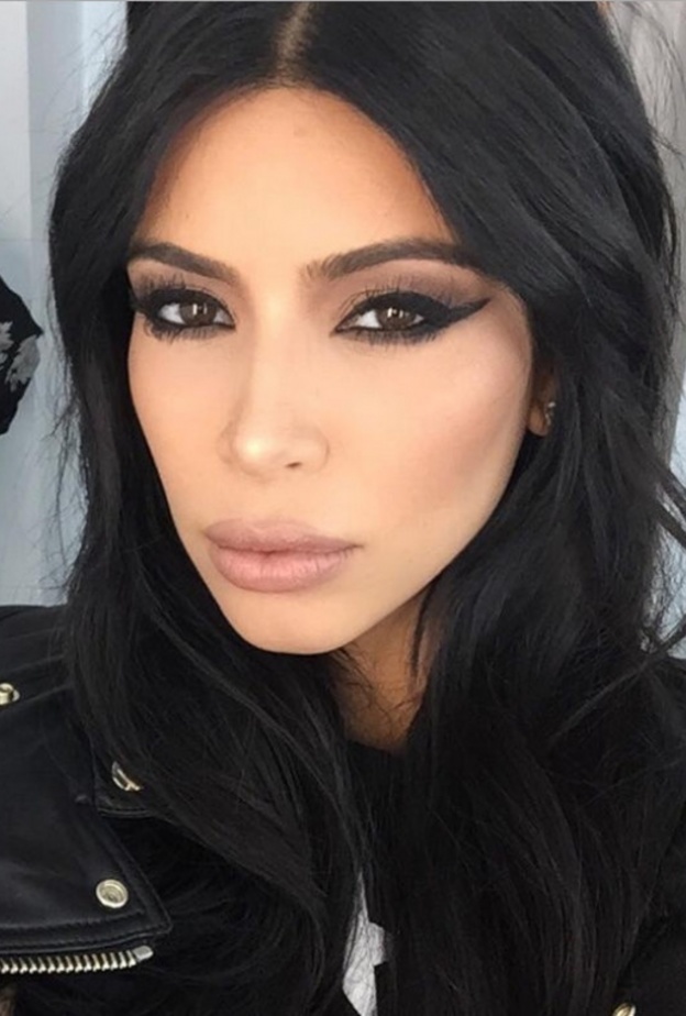 حيل توسيع العين على طريقة كيم كارداشيان